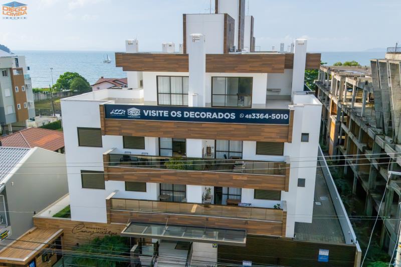 Cobertura para Comprar, 2 dormitórios no bairro Canasvieiras em Florianópolis - Código 2760
