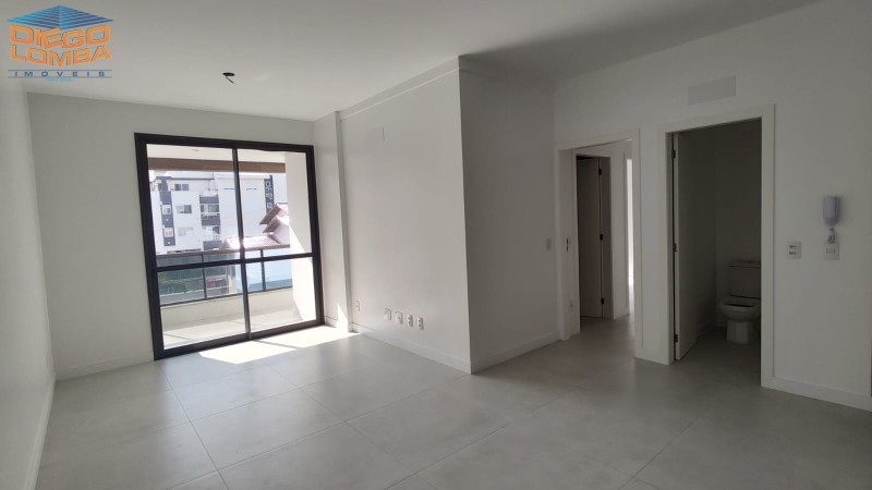 Apartamento para Comprar, 3 dormitórios no bairro Canasvieiras em Florianópolis - Código 2878