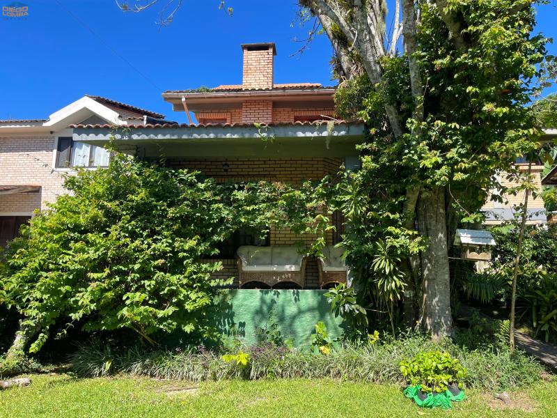 Casa para Comprar, 3 dormitórios no bairro Cachoeira do Bom Jesus em Florianópolis - Código 2932
