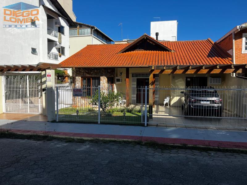 Casa para Comprar, 4 dormitórios no bairro Canasvieiras em Florianópolis - Código 3041
