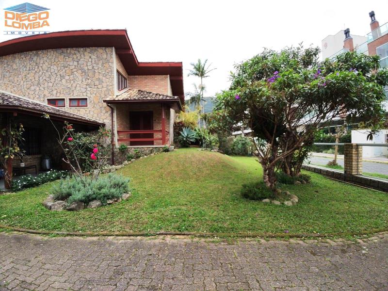 Casa para Comprar, 4 dormitórios no bairro Cachoeira do Bom Jesus em Florianópolis - Código 3075