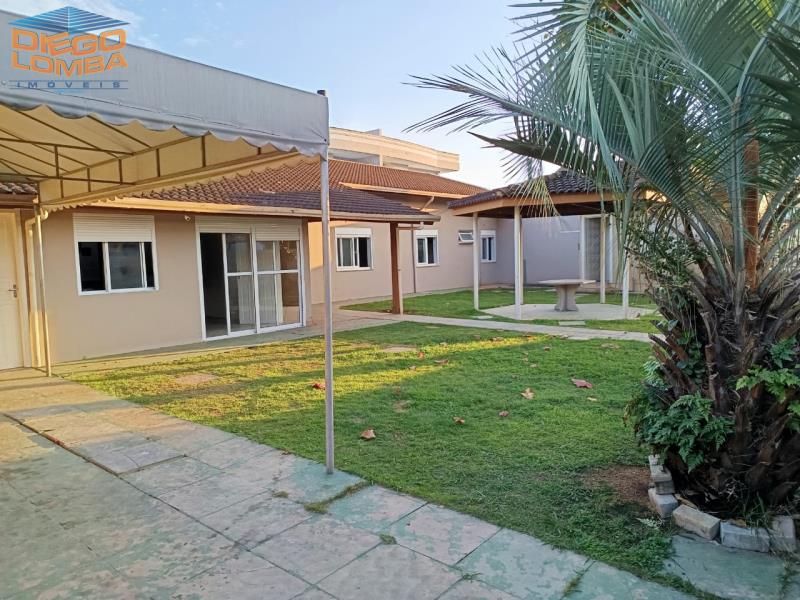 Casa para Comprar, 3 dormitórios no bairro Ponta das  Canas em Florianópolis - Código 3219