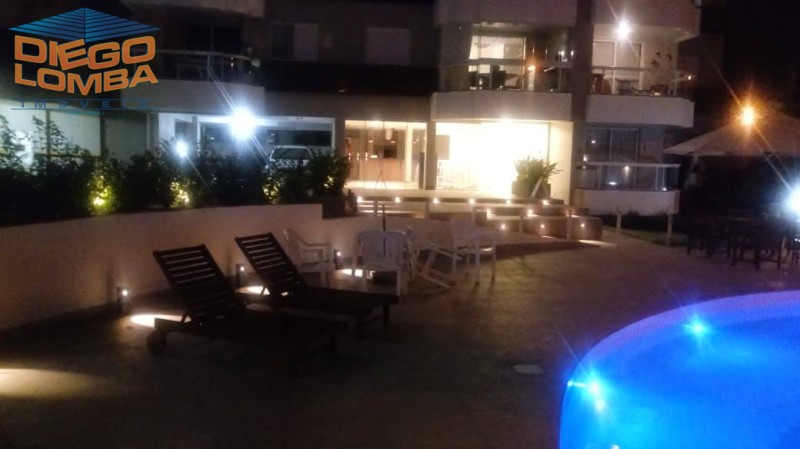 Apartamento para Comprar, 2 dormitórios no bairro Praia Brava em Florianópolis - Código 3294