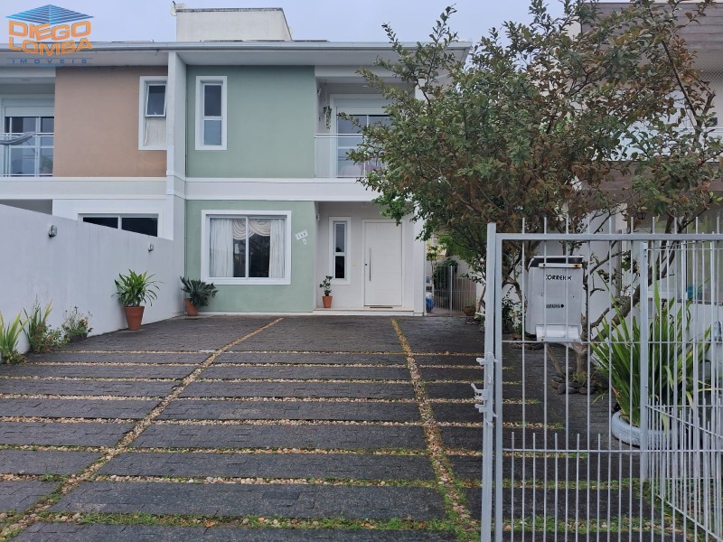 Casa para Comprar, 3 dormitórios no bairro Cachoeira do Bom Jesus em Florianópolis - Código 3369