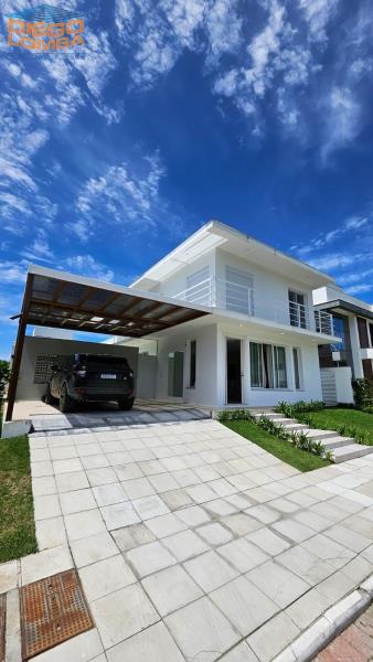 Casa para Comprar, 3 dormitórios no bairro Ratones em Florianópolis - Código 3409