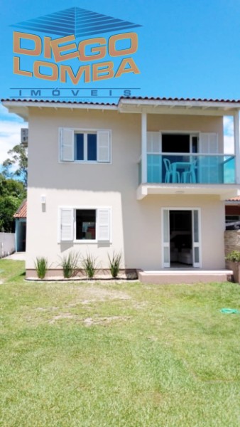 Casa Aluguel Temporada, 4 dormitórios no bairro Cachoeira do Bom Jesus em Florianópolis - Código 3413