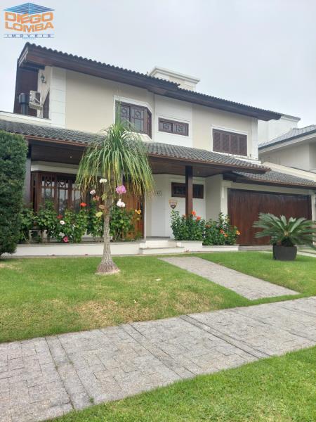 Casa Aluguel Temporada, 5 dormitórios no bairro Jurerê Internacional em Florianópolis - Código 3417