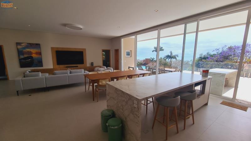 Casa Aluguel Temporada, 6 dormitórios no bairro Praia Brava em Florianópolis - Código 3447