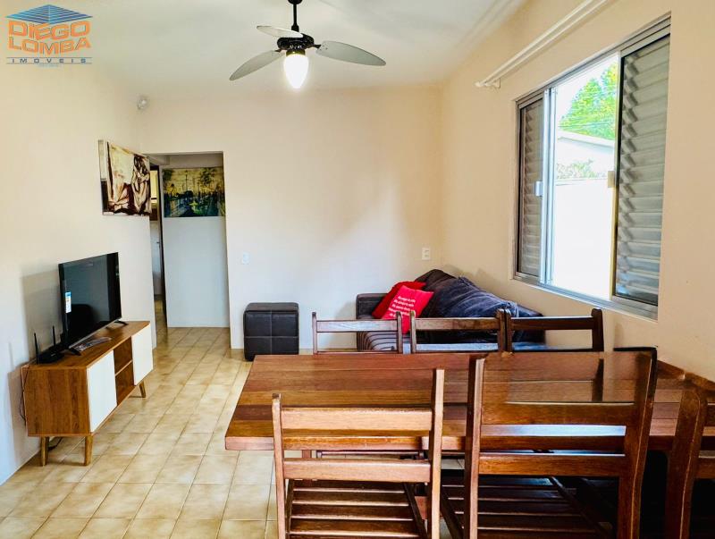 Casa Aluguel Temporada, 3 dormitórios no bairro Cachoeira do Bom Jesus em Florianópolis - Código 3489