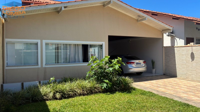 Casa Aluguel Temporada, 4 dormitórios no bairro Cachoeira do Bom Jesus em Florianópolis - Código 3507