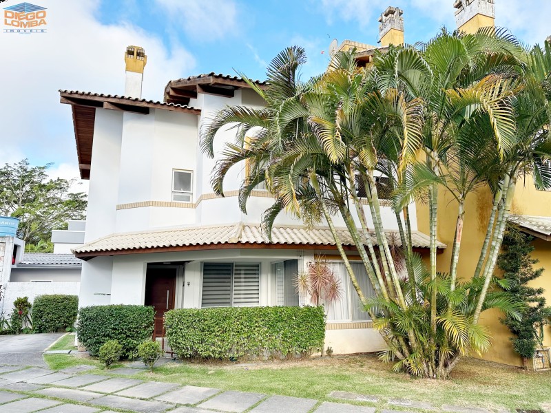 Casa Aluguel Temporada, 3 dormitórios no bairro Cachoeira do Bom Jesus em Florianópolis - Código 3541