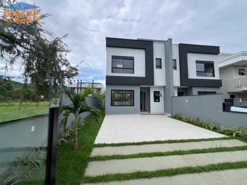 Casa para Comprar, 3 dormitórios no bairro Cachoeira do Bom Jesus em Florianópolis - Código 3604