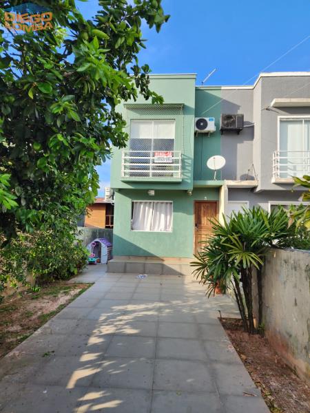 Casa Geminada para Comprar, 2 dormitórios no bairro Ingleses do Rio Vermelho em Florianópolis - Código 3722