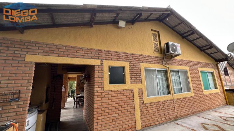 Casa para Comprar, 2 dormitórios no bairro Vargem do Bom Jesus em Florianópolis - Código 3728