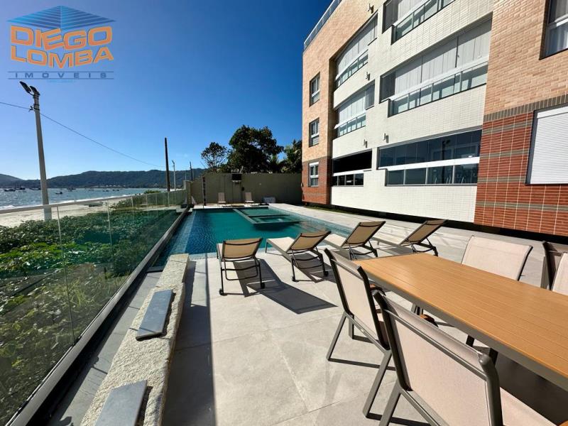 Cobertura para Comprar, 5 dormitórios no bairro Cachoeira do Bom Jesus em Florianópolis - Código 3678