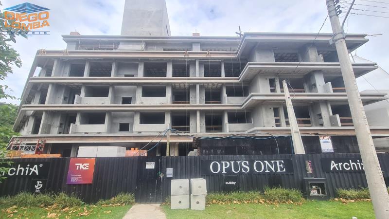 Apartamento para Comprar, 1 dormitório no bairro Cachoeira do Bom Jesus em Florianópolis - Código 3542