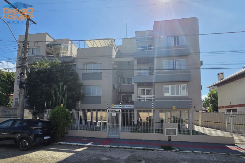 Apartamento para Comprar, 2 dormitórios no bairro Canasvieiras em Florianópolis - Código 3582