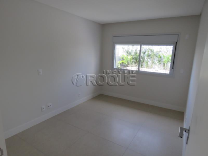 24. *Quarto II - www.imoveisroque.com.br
