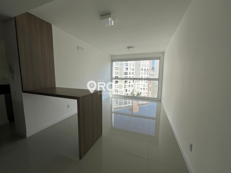 2. *Sala - www.imoveisroque.com.br
