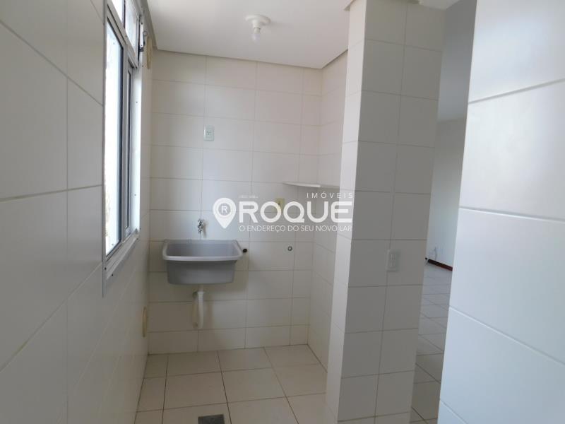 Apartamento Codigo 1218 para Alugar no bairro Cidade Universitária Pedra Branca na cidade de Palhoça * Área de serviço - www.imoveisroque.com.br