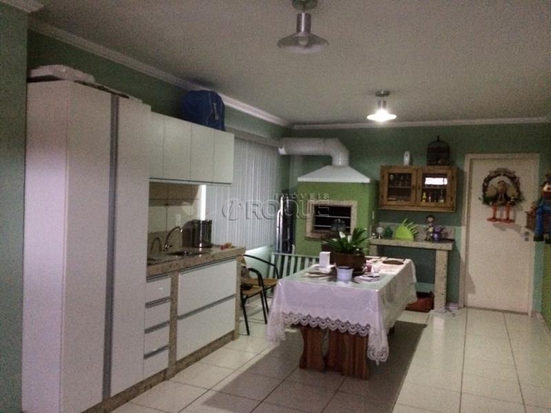 27. *Acesso à casa 2 - garagem e espaço gourmet - www.imoveisroque.com.br