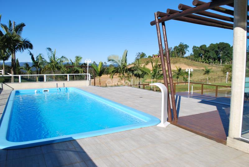 31. *Piscina  - www.imoveisroque.com.br