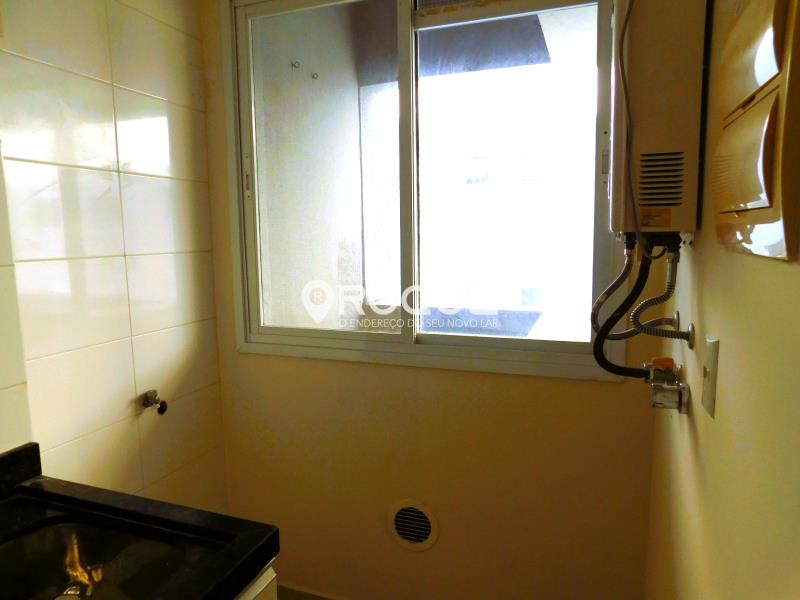 7. * Área de serviço - www.imoveisroque.com.br