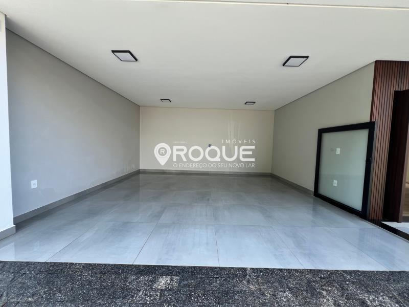 4. *Vaga de garagem - www.imoveisroque.com.br