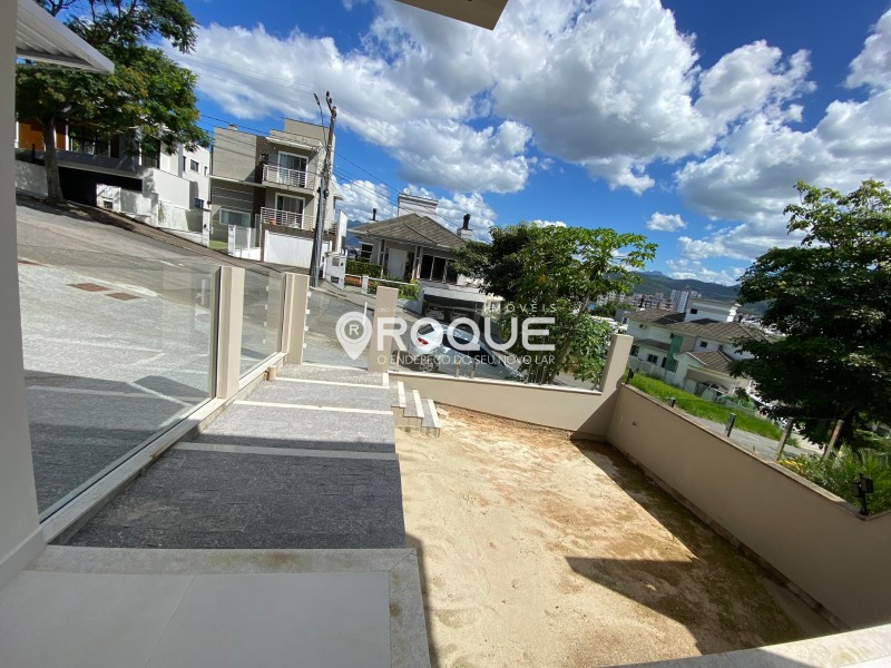 4. *Fachada - www.imoveisroque.com.br