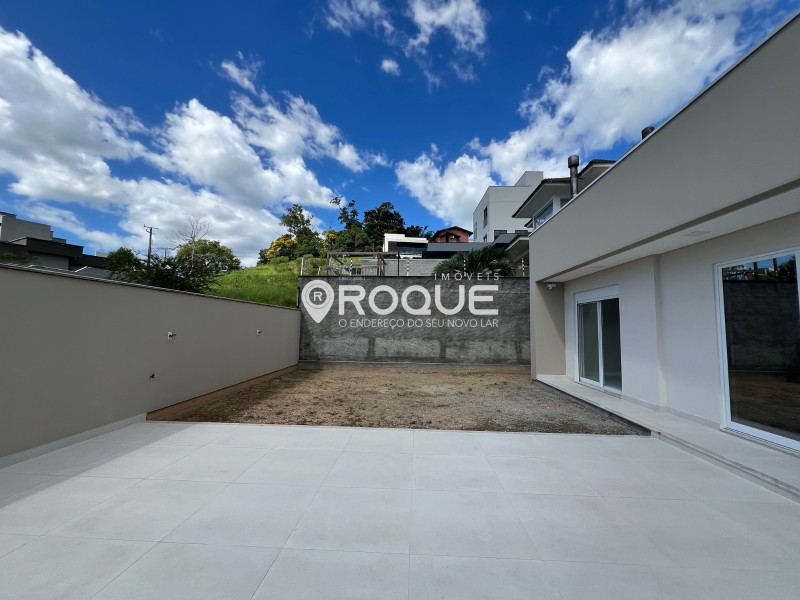 16. *Quintal - www.imoveisroque.com.br