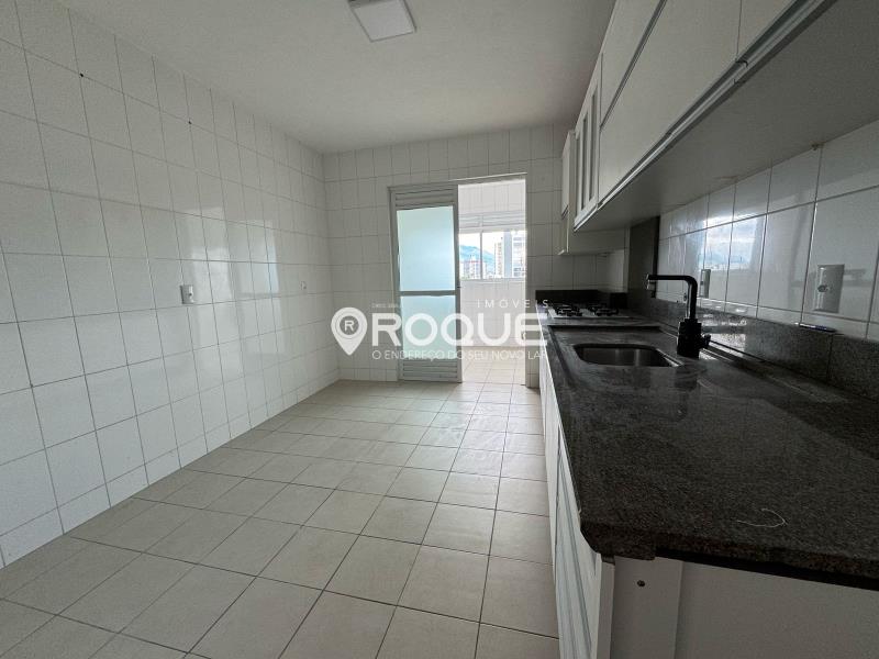 Apartamento Codigo 2017 a Venda no bairro Centro na cidade de Palhoça *cozinha- www.imoveisroque.com.br