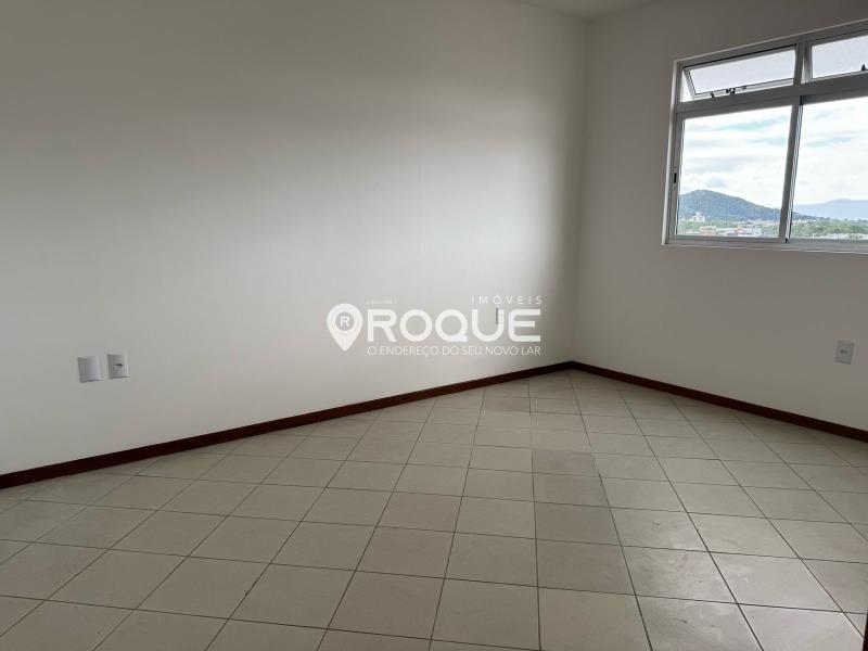 Apartamento Codigo 2017 a Venda no bairro Centro na cidade de Palhoça *Quarto- www.imoveisroque.com.br