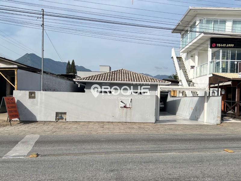Casa-Codigo-2019-a-Venda-no-bairro-Aririu-na-cidade-de-Palhoça