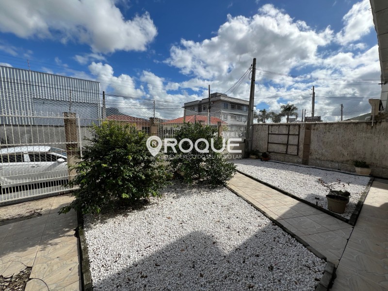 Casa Codigo 2022 a Venda no bairro Jardim das Palmeiras na cidade de Palhoça *Quintal - www.imoveisroque.com.br