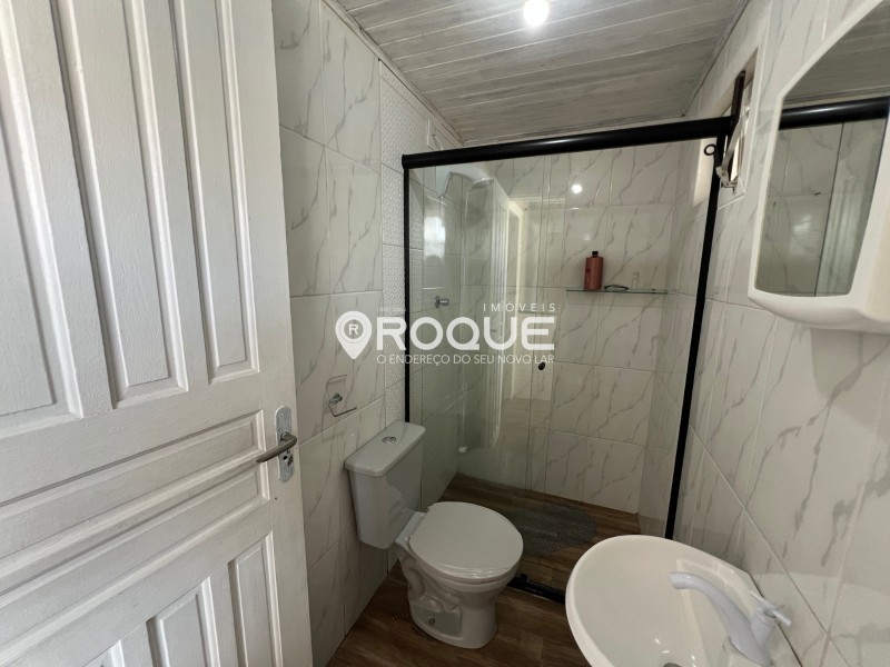 28. *Banheiro casa 02 - www.imoveisroque.com.br