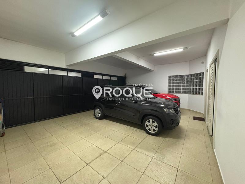 26. *Garagem-www.imoveisroque.com.br