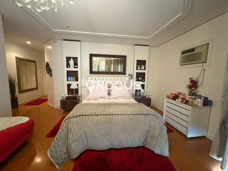 11. *Suítemasterwww.imoveisroque.com.br