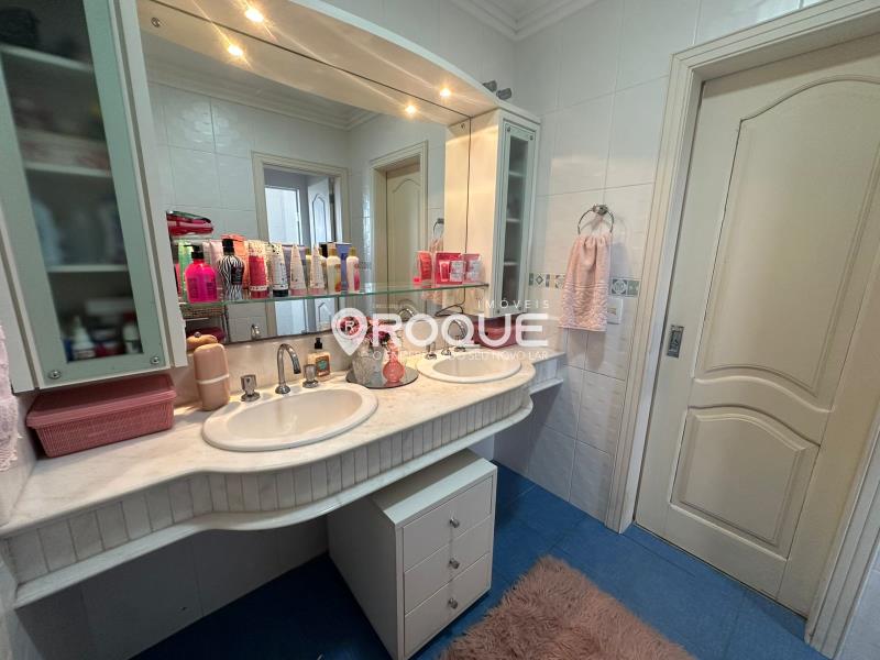 17. *Banheiroisadora-www.imoveisroque.com.br