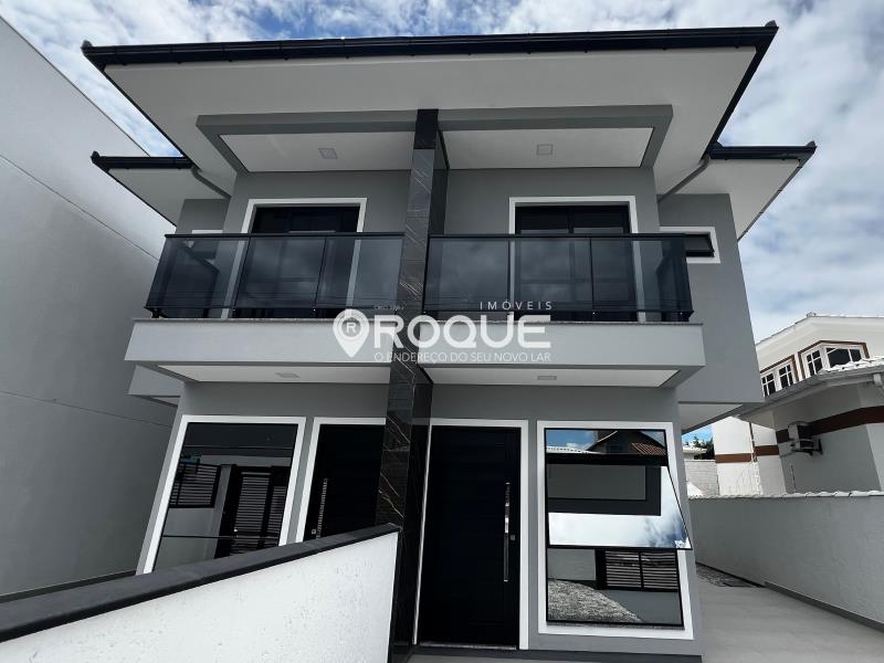 Sobrado-Codigo-2056-a-Venda-no-bairro-Pagani-na-cidade-de-Palhoça