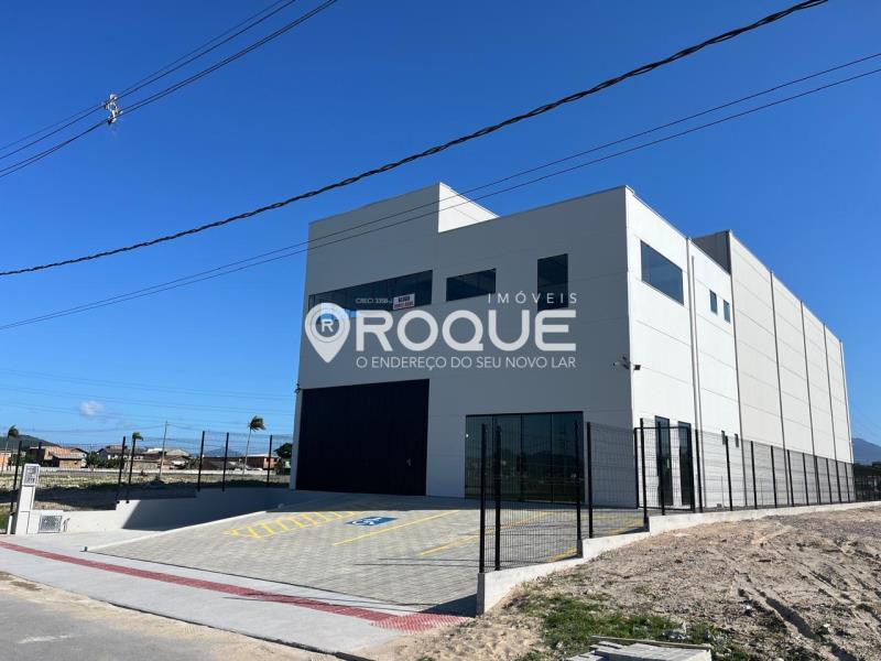 Galpão Codigo 2075 para Alugar no bairro Sertão do Maruim na cidade de São José * Fachada - www.imoveisroque.com.br