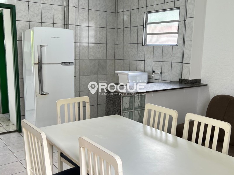 Casa-Codigo-2097-a-Venda-no-bairro-Centro-na-cidade-de-São-José