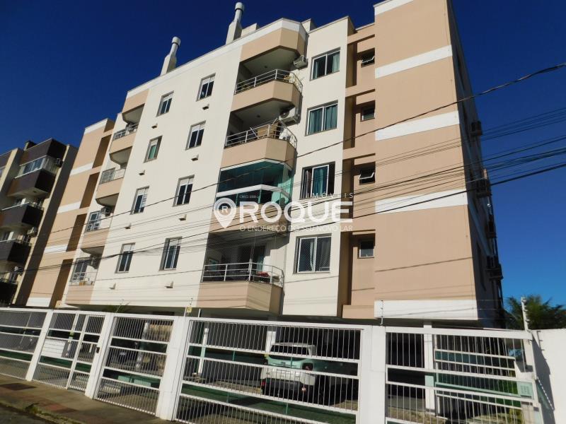 Apartamento Codigo 2024 para Alugar no bairro Centro na cidade de Palhoça *Fachada - www.imoveisroque.com.br