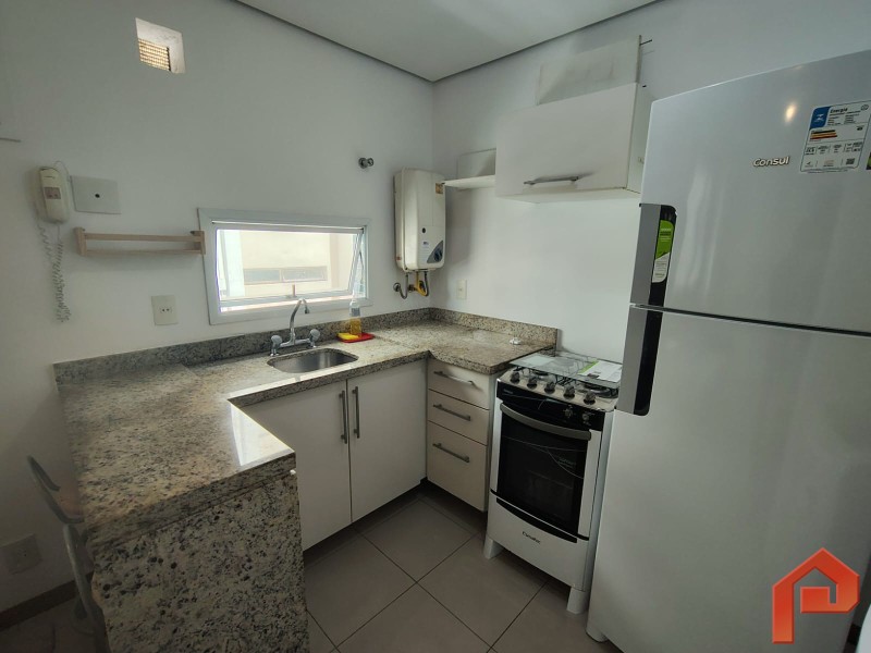Apartamento Codigo 723 para alugar no bairro Centro na cidade de Florianópolis