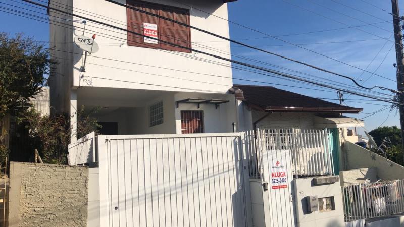 Casa Codigo 1149 para alugar no bairro Centro na cidade de Florianópolis