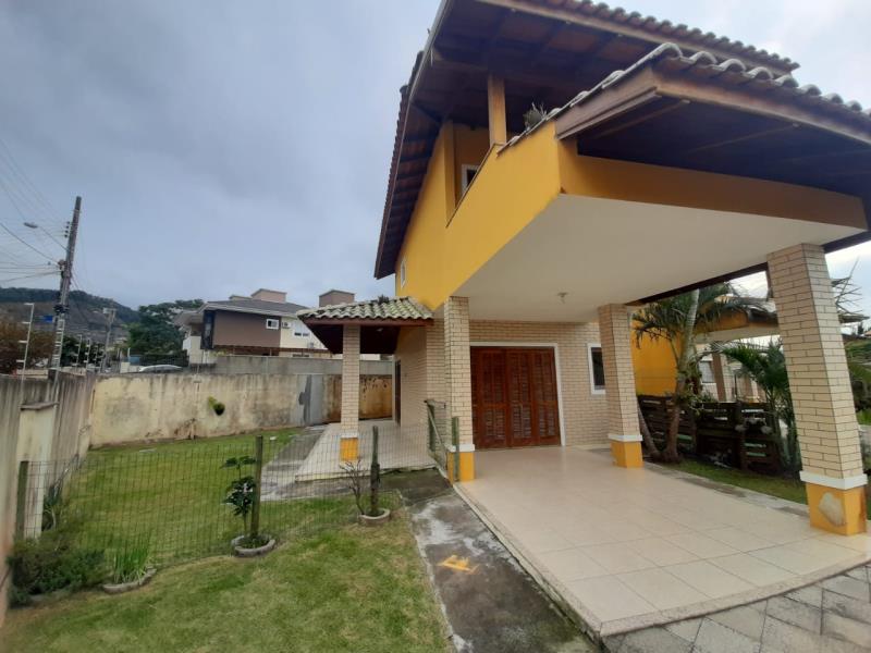 Casa-Codigo-32-para-alugar-no-bairro-Rio-Tavares-na-cidade-de-Florianópolis