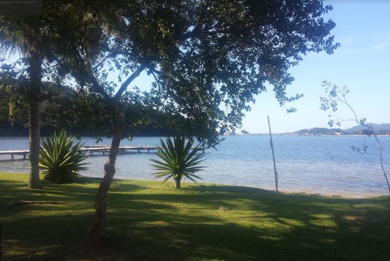 Terreno-Codigo-930-a-Venda-no-bairro-Lagoa-da-Conceição-na-cidade-de-Florianópolis