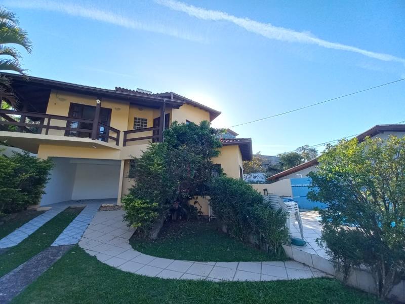 Casa-Codigo-990-para-alugar-no-bairro-Lagoa-da-Conceição-na-cidade-de-Florianópolis