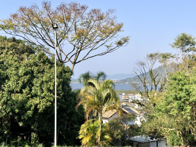 Terreno-Codigo-1719-a-Venda-no-bairro-Lagoa-da-Conceição-na-cidade-de-Florianópolis