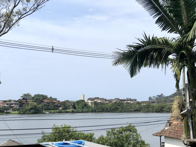 Casa-Codigo-1733-a-Venda-no-bairro-Lagoa-da-Conceição-na-cidade-de-Florianópolis