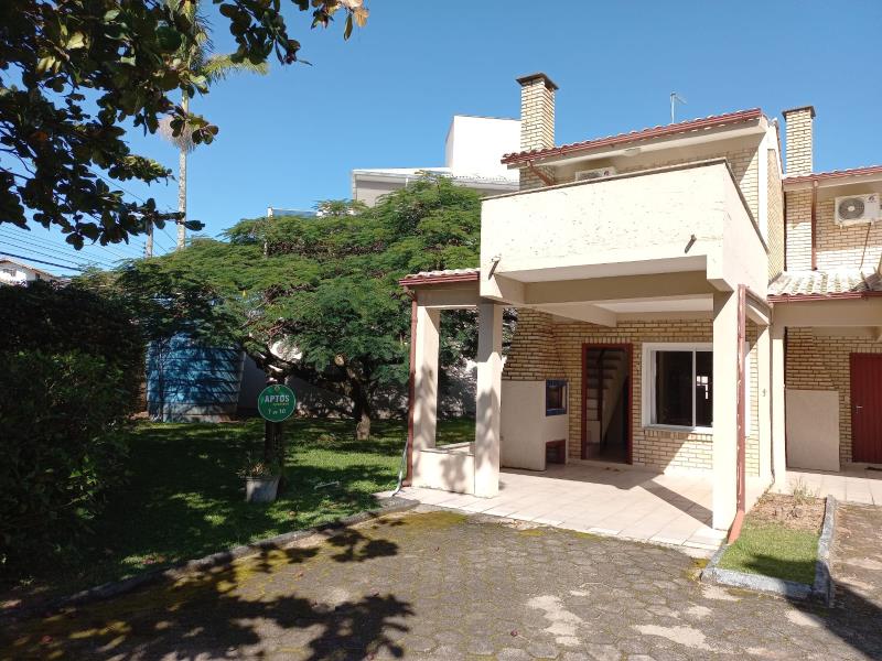 Casa-Codigo-1778-para-alugar-no-bairro-Barra-da-Lagoa-na-cidade-de-Florianópolis